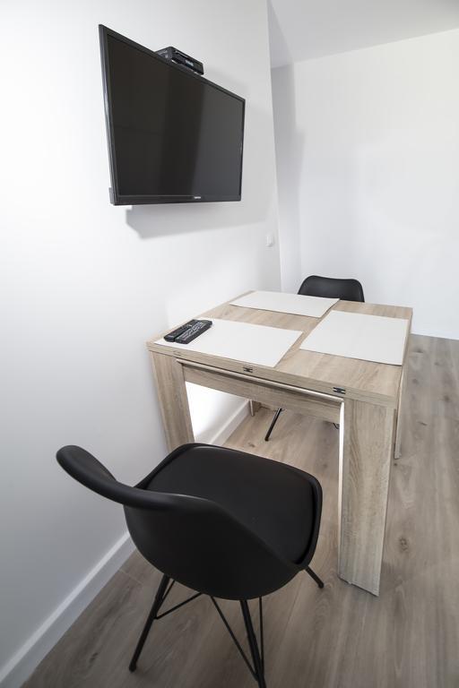 Apartment 100-sio Budget I